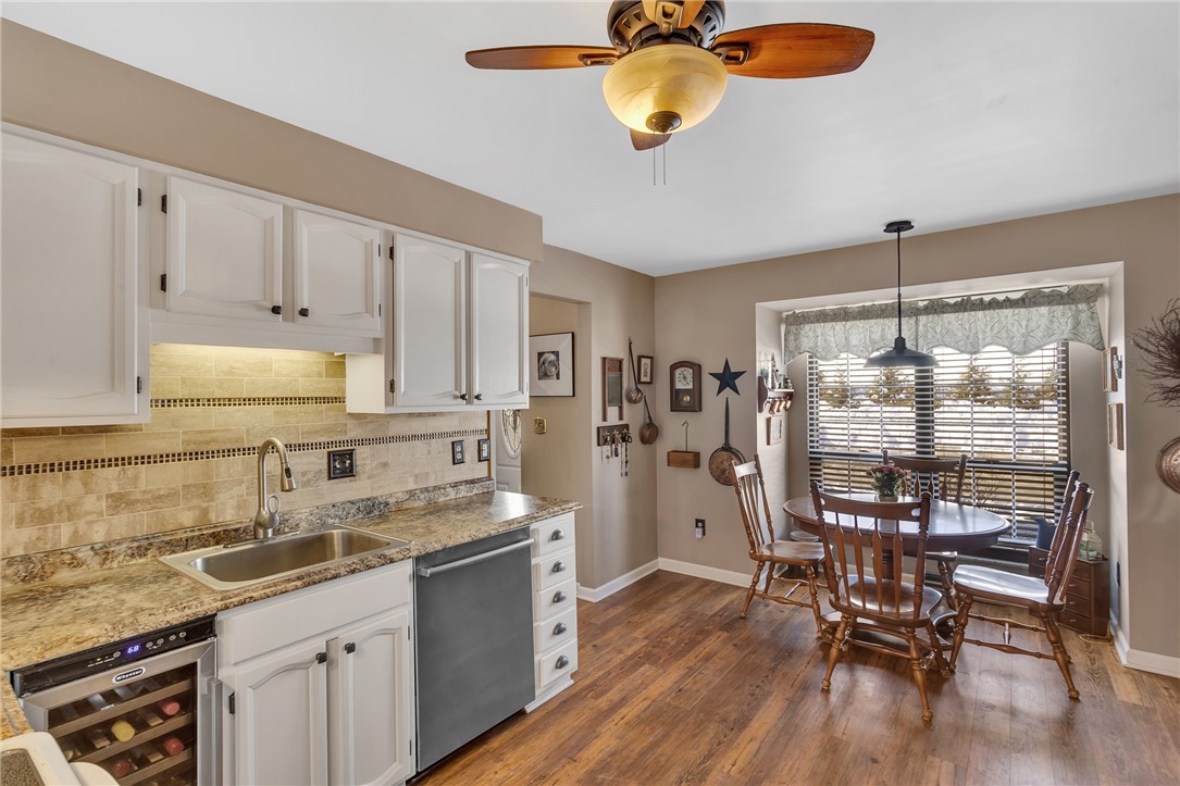 422 Edgetree Ln