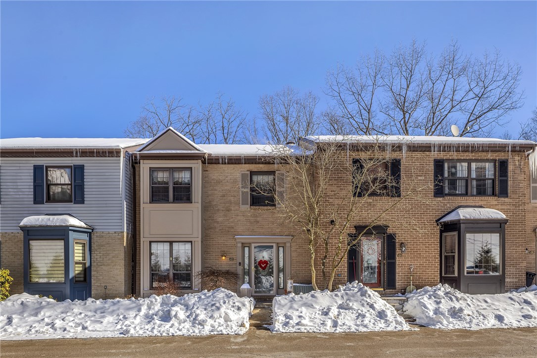 422 Edgetree Ln