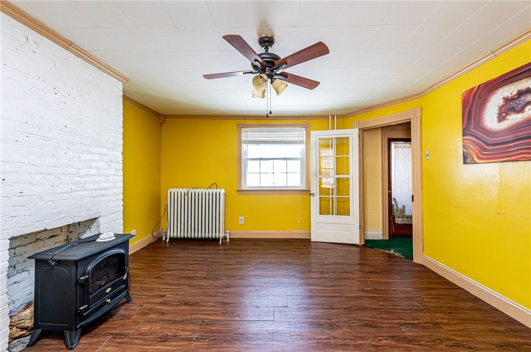 110 Barber Shop Alley