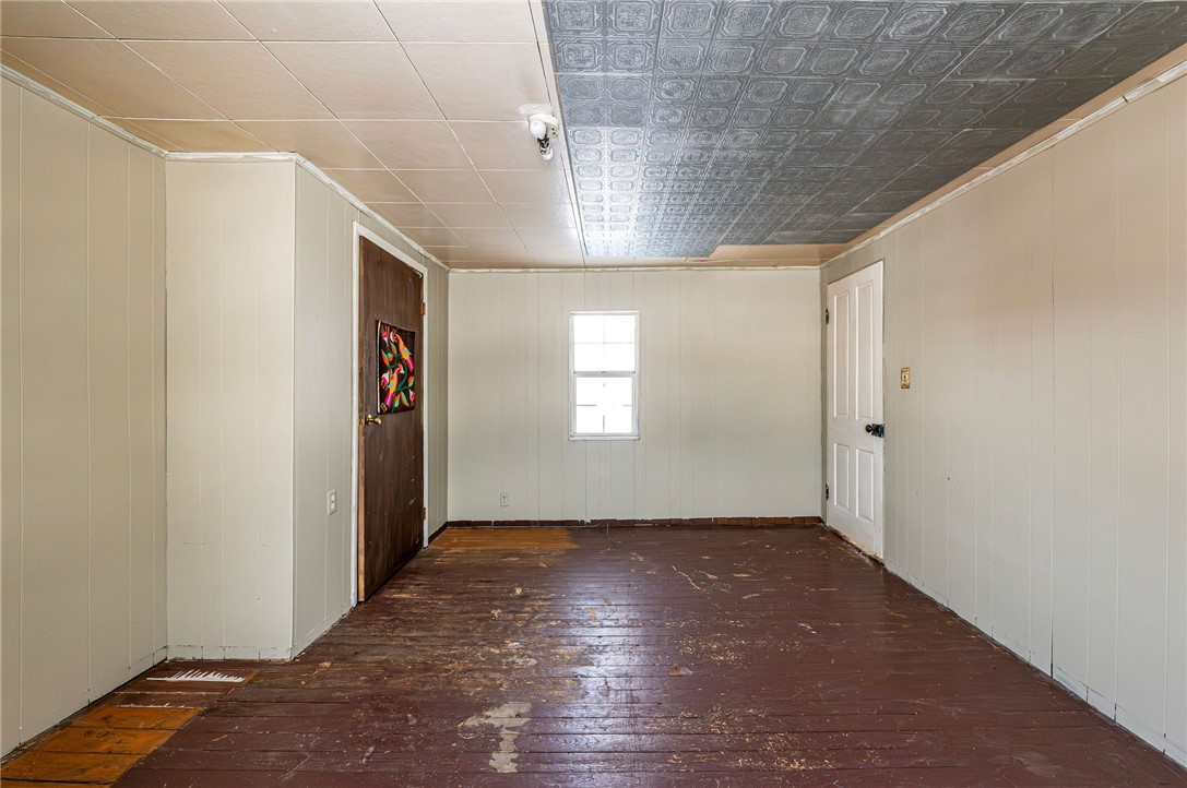 110 Barber Shop Alley