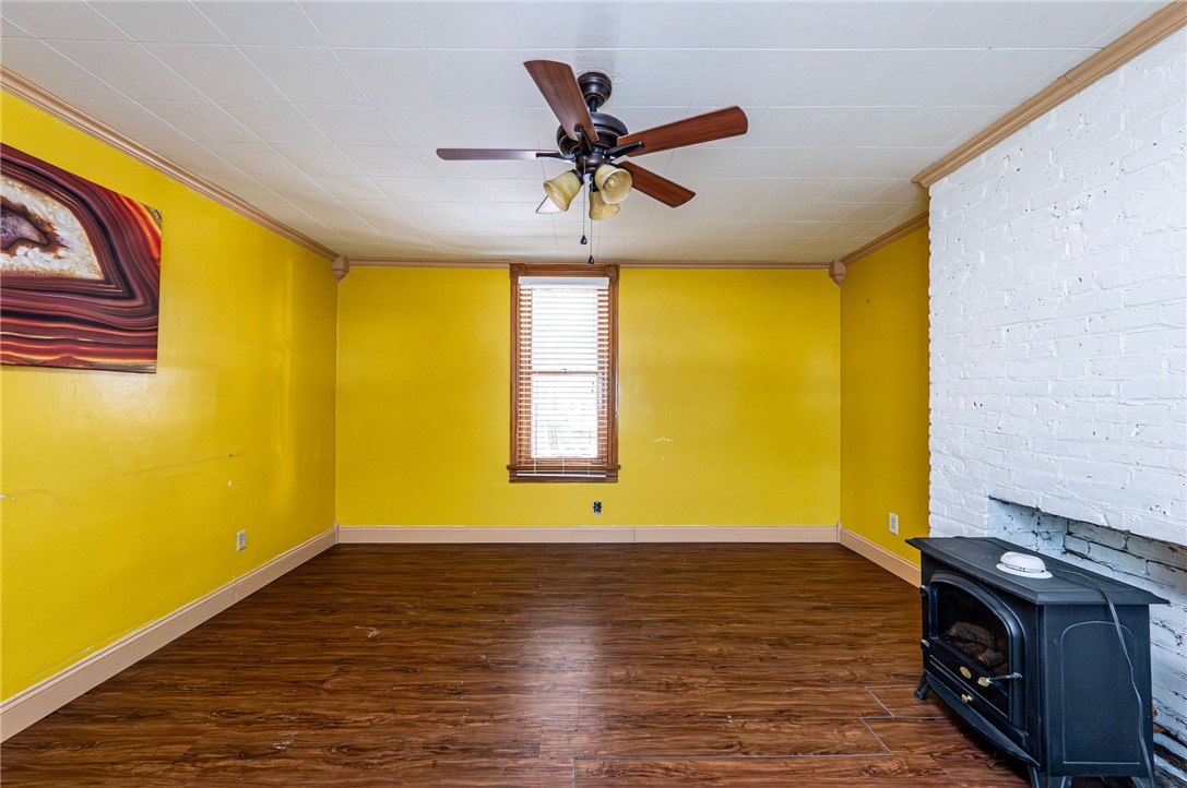 110 Barber Shop Alley