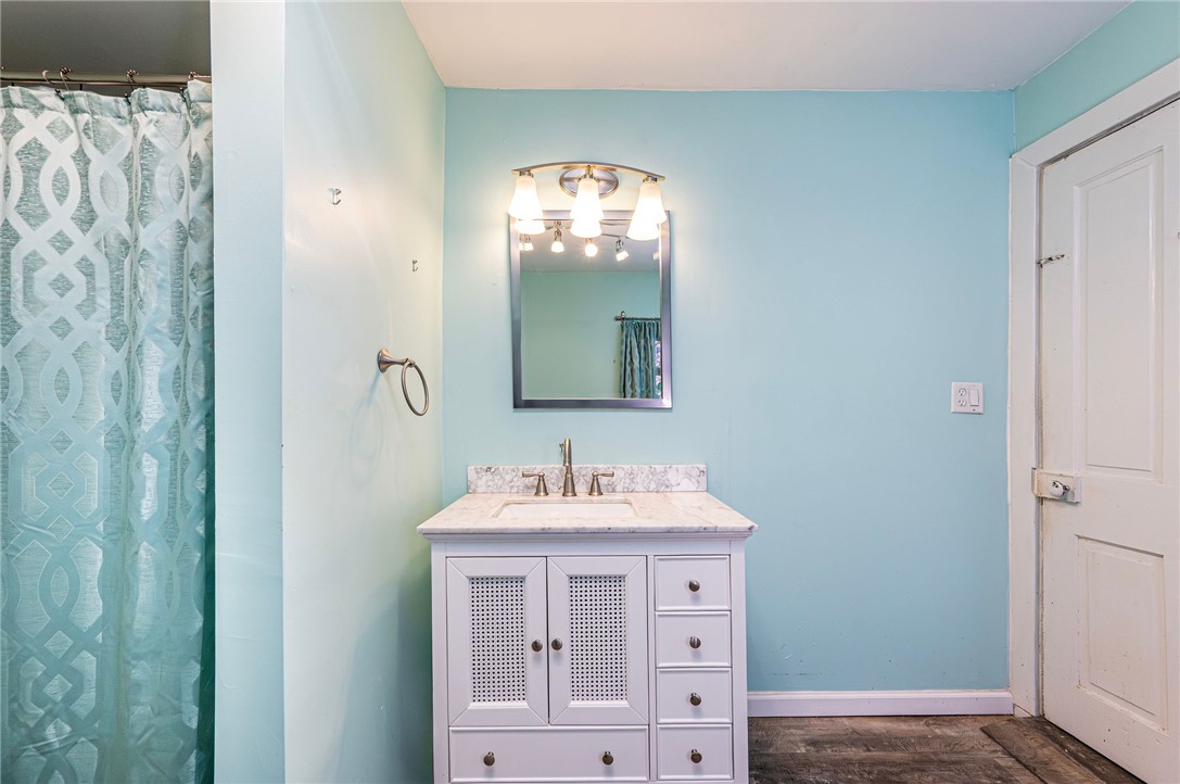 110 Barber Shop Alley