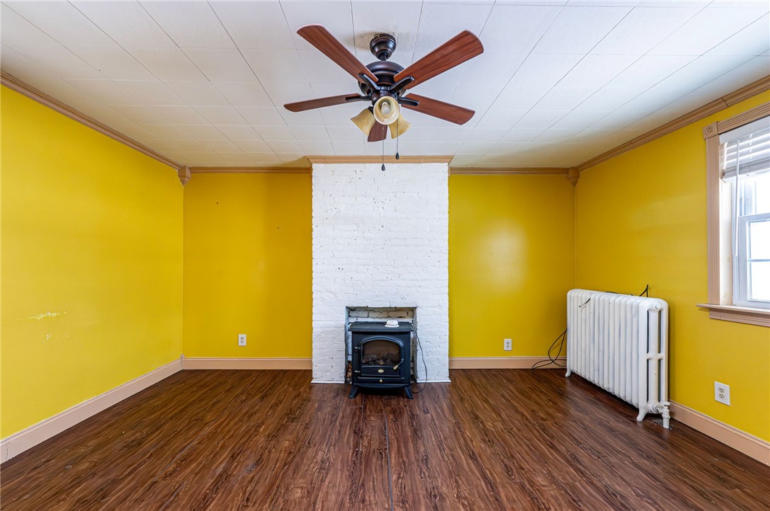 110 Barber Shop Alley