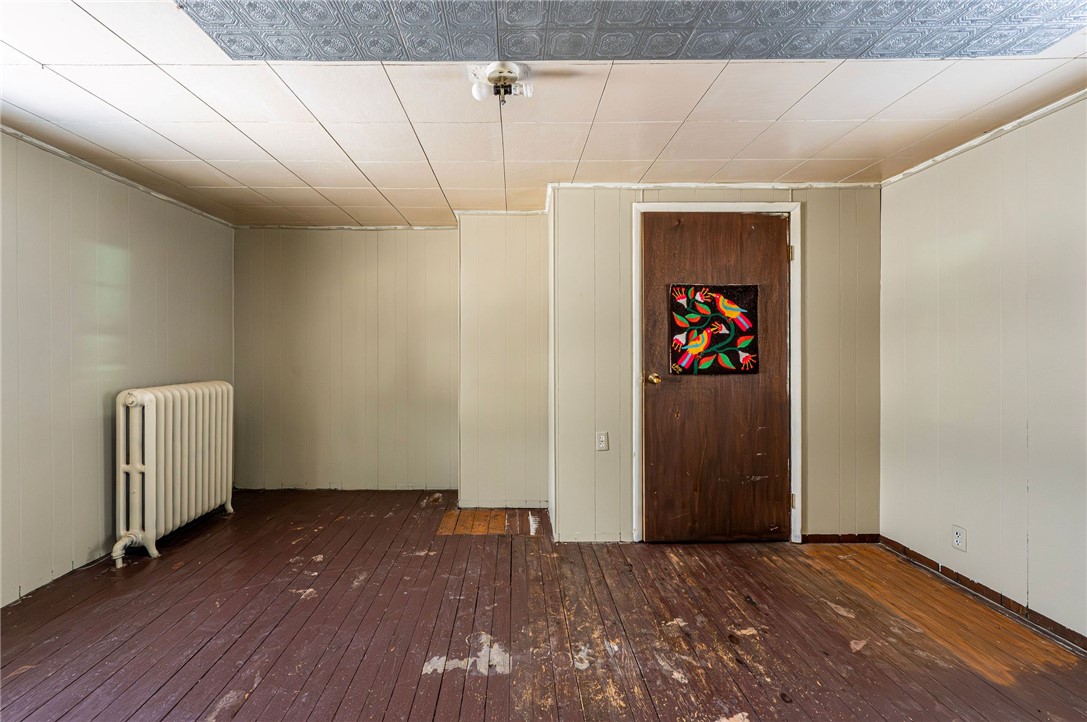 110 Barber Shop Alley