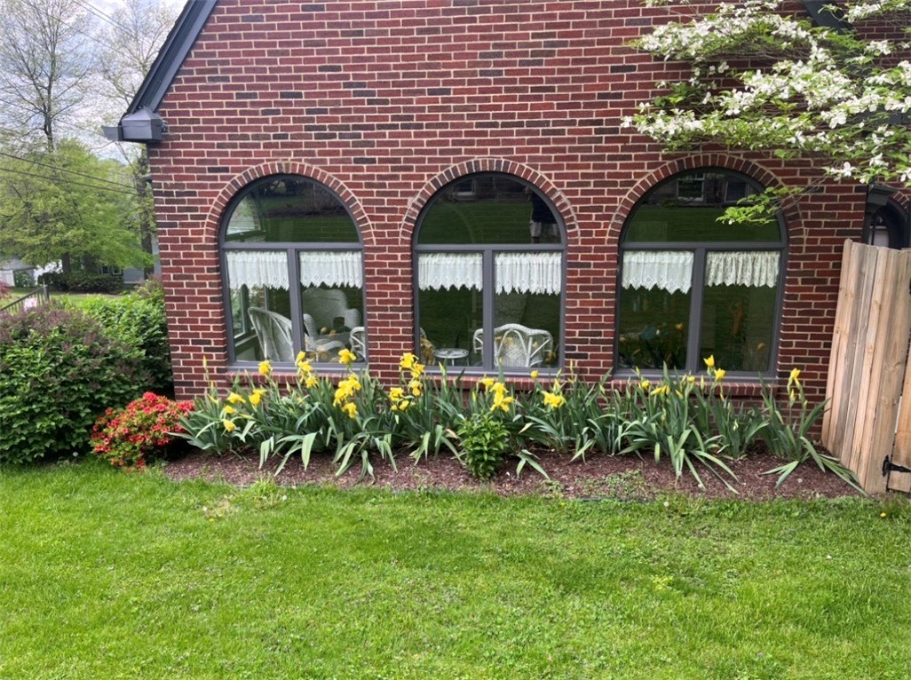 419 N Main St