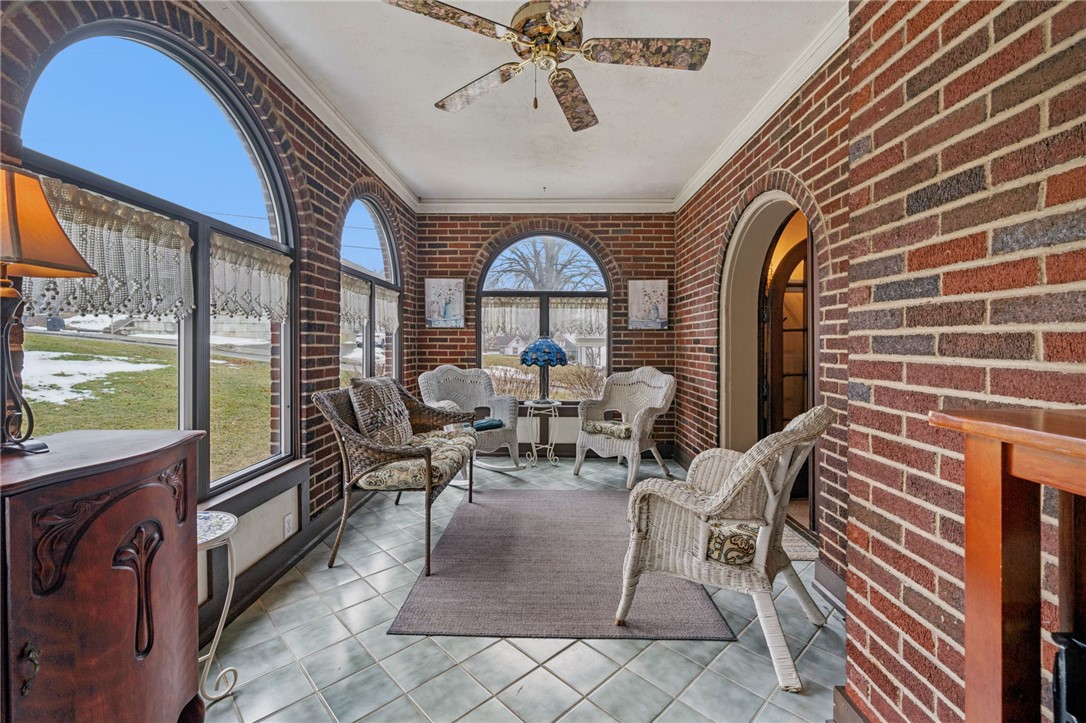 419 N Main St