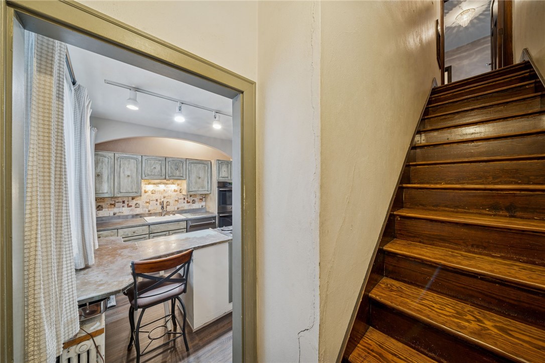 419 N Main St
