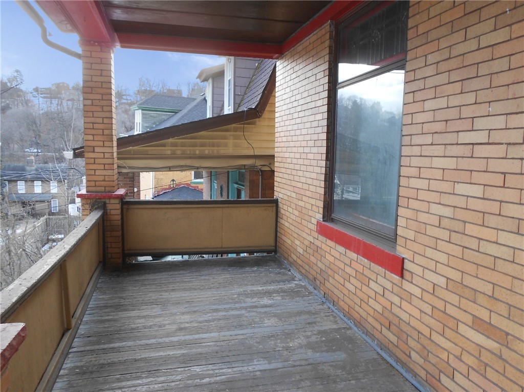 938 Saint Anne St