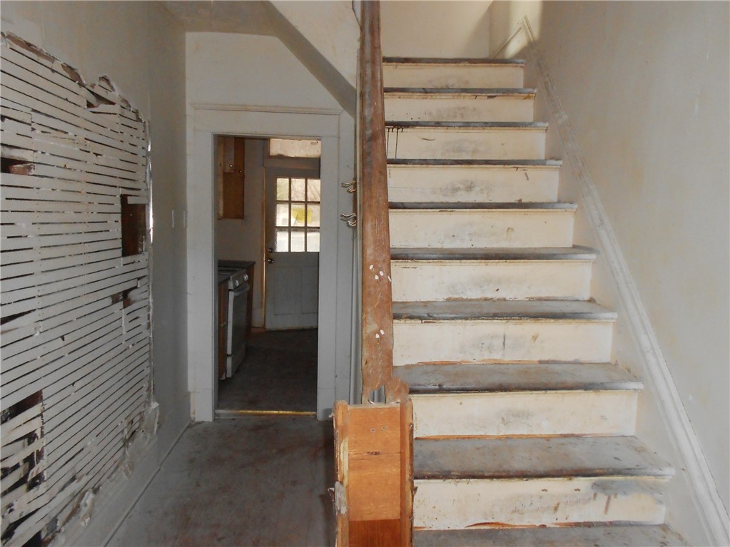 938 Saint Anne St