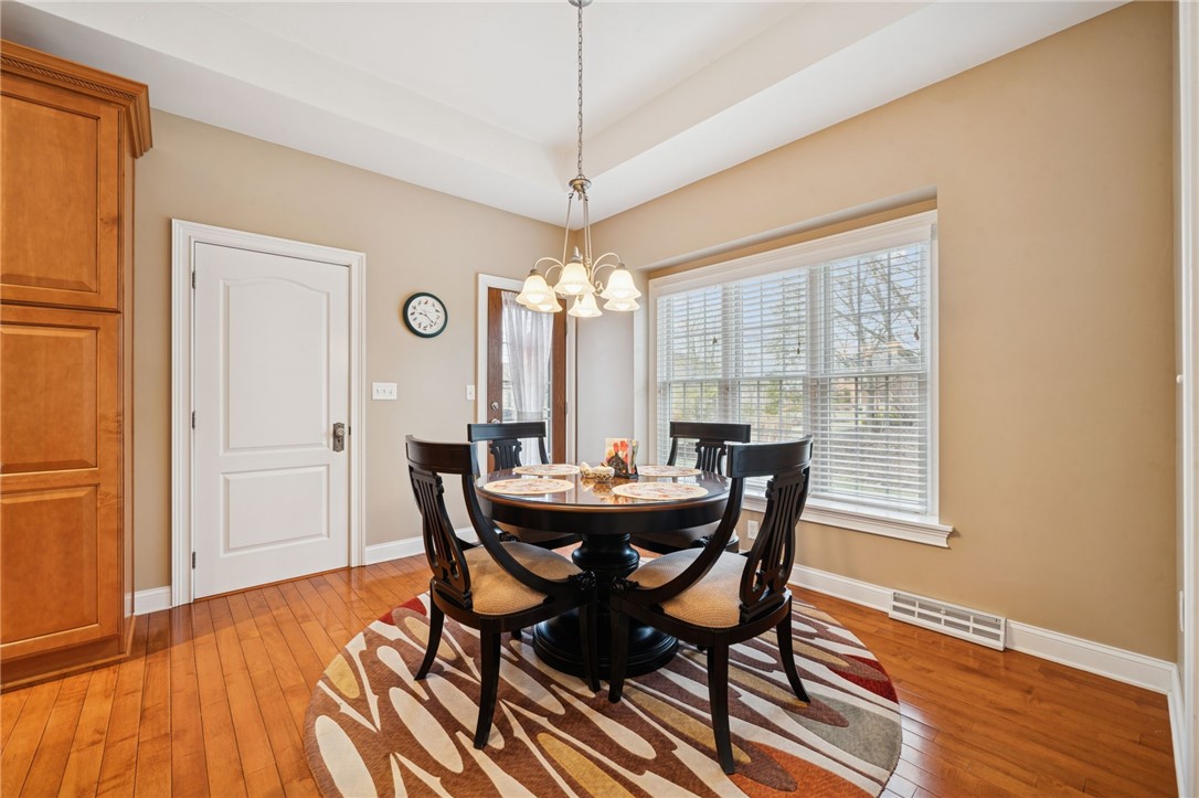 1012 Country Club Dr