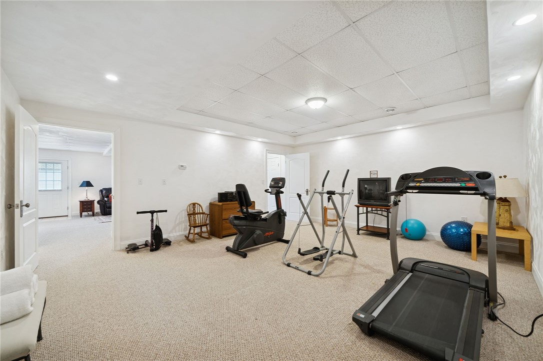 1012 Country Club Dr