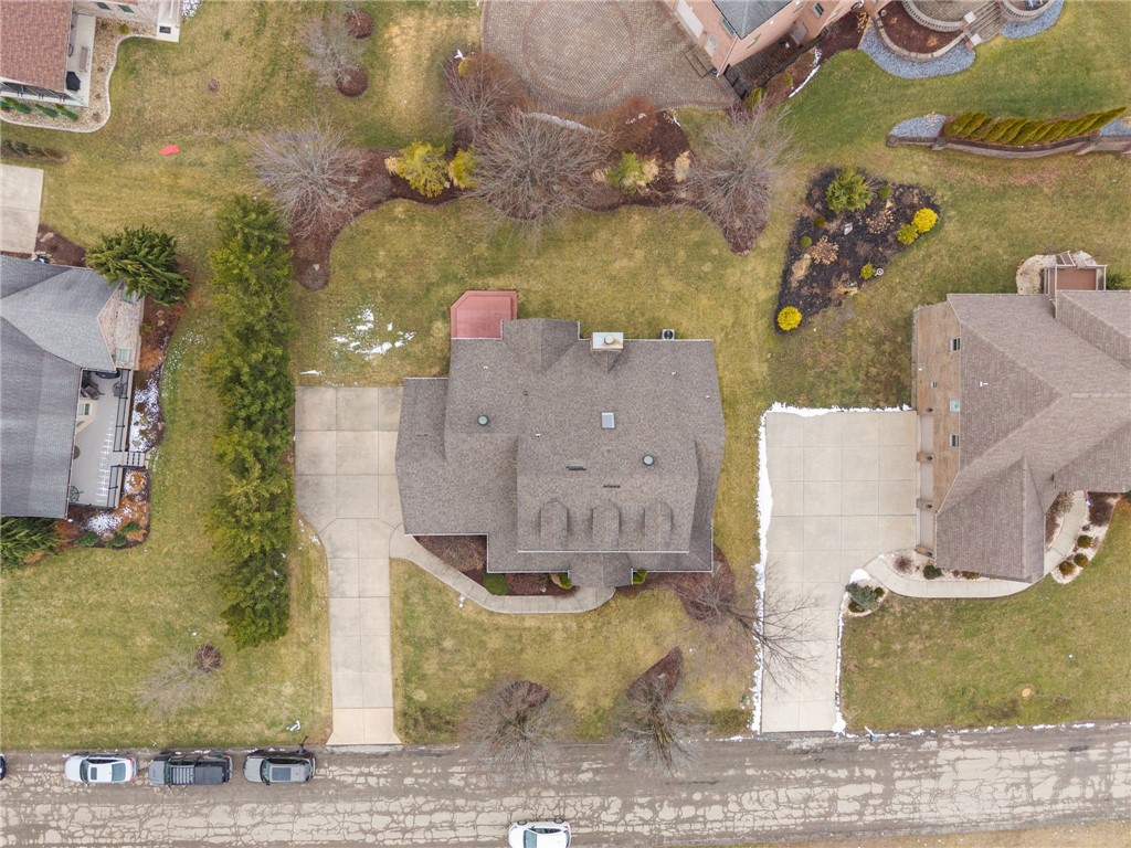 1012 Country Club Dr