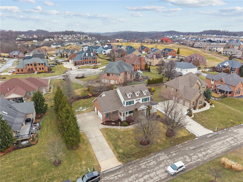 1012 Country Club Dr