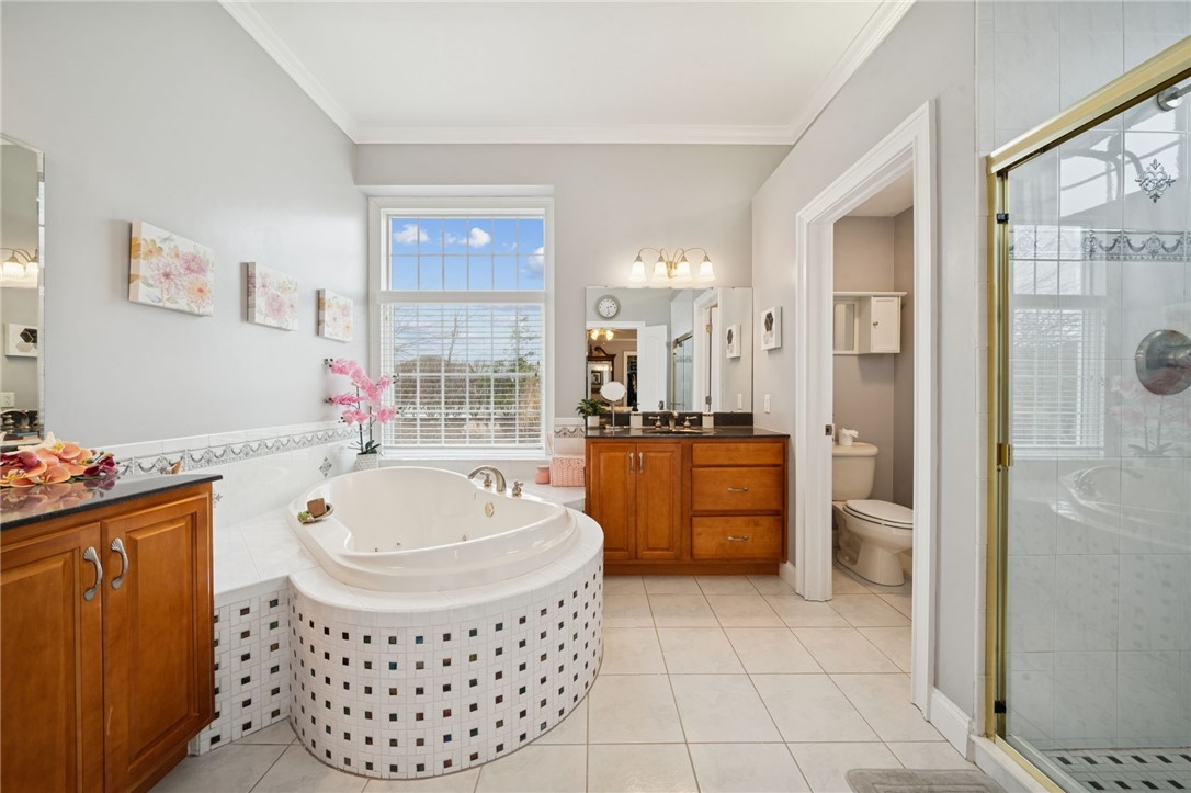 1012 Country Club Dr