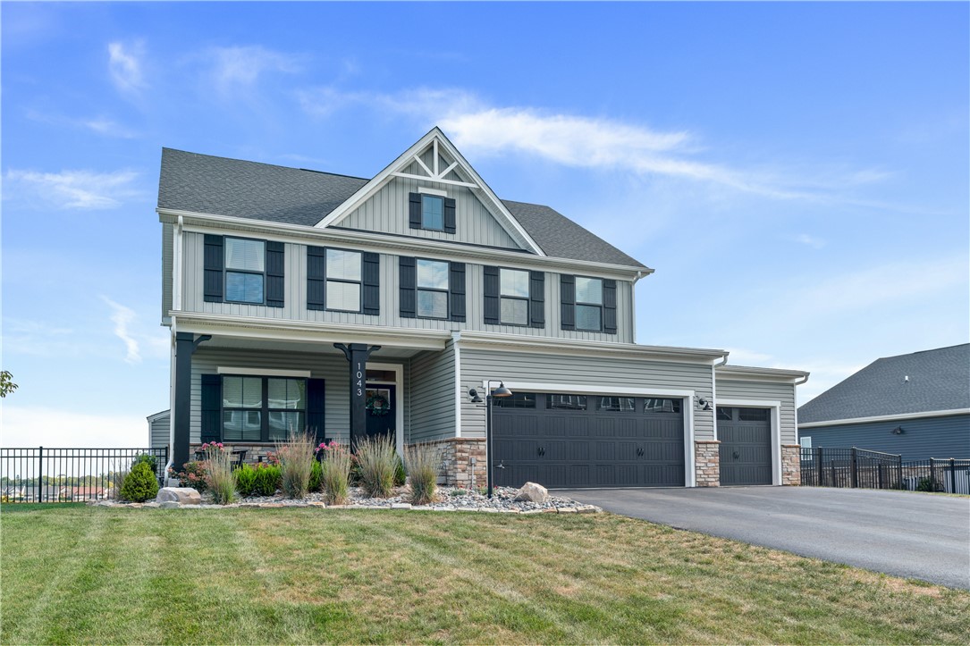 1043 Wedgewood Dr
