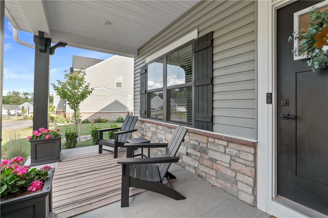 1043 Wedgewood Dr
