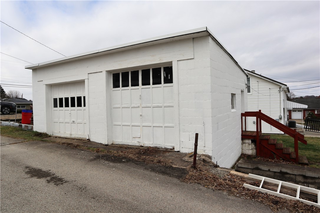 506 Lewis Ave