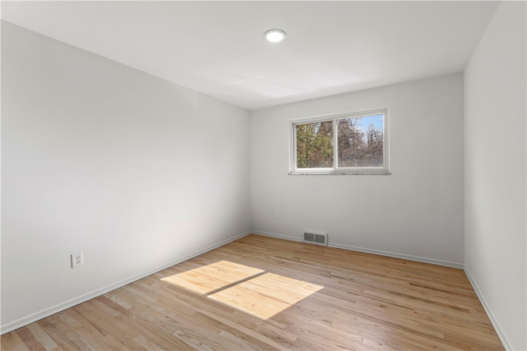 117 Nassau Dr