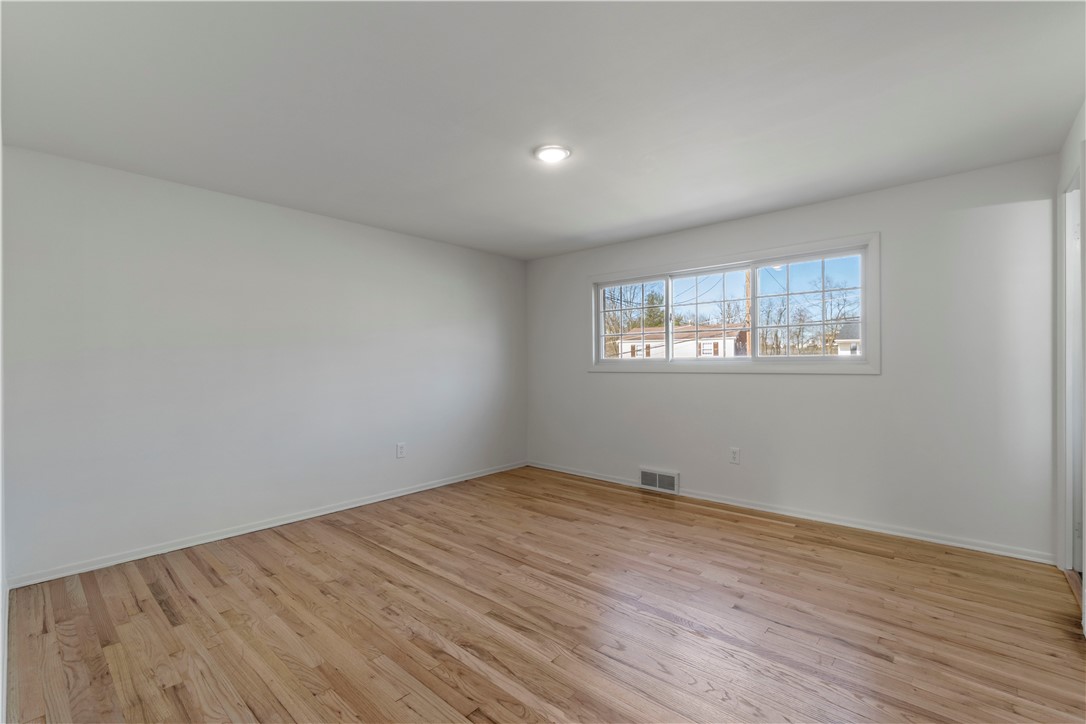 117 Nassau Dr