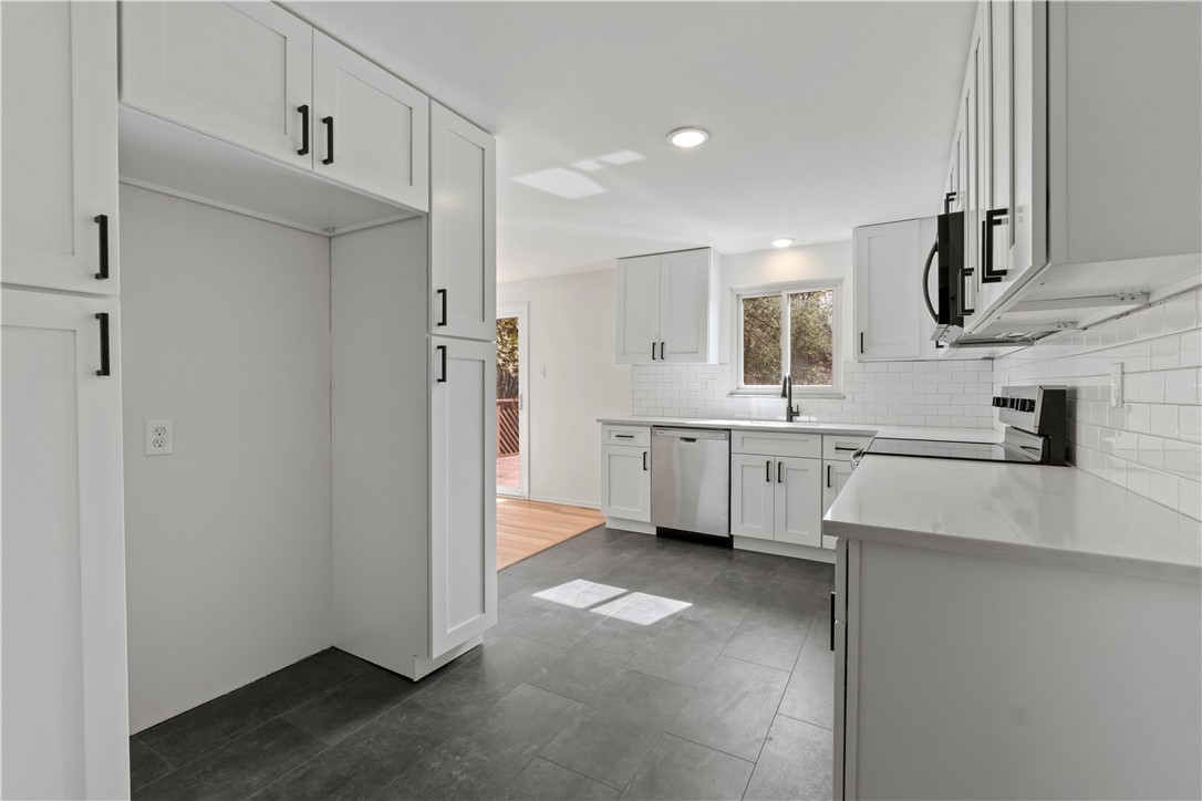 117 Nassau Dr