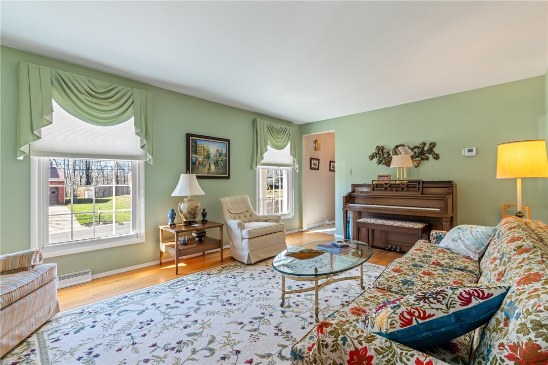 171 Kelvington Dr