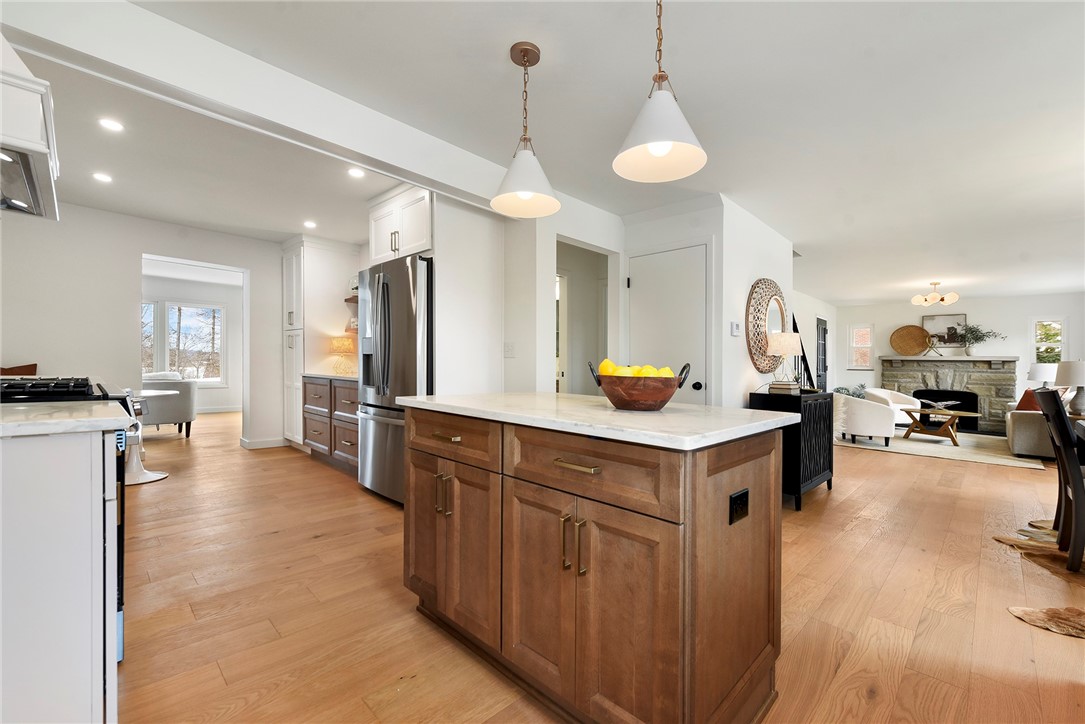 105 Weller Dr