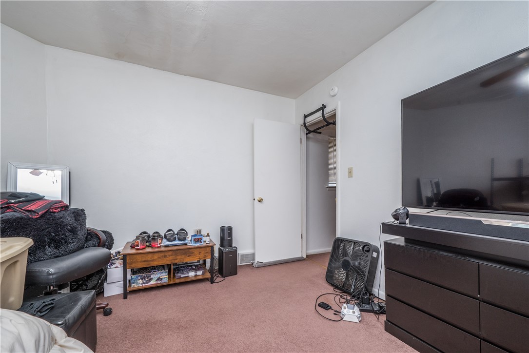 28 Penn Ave