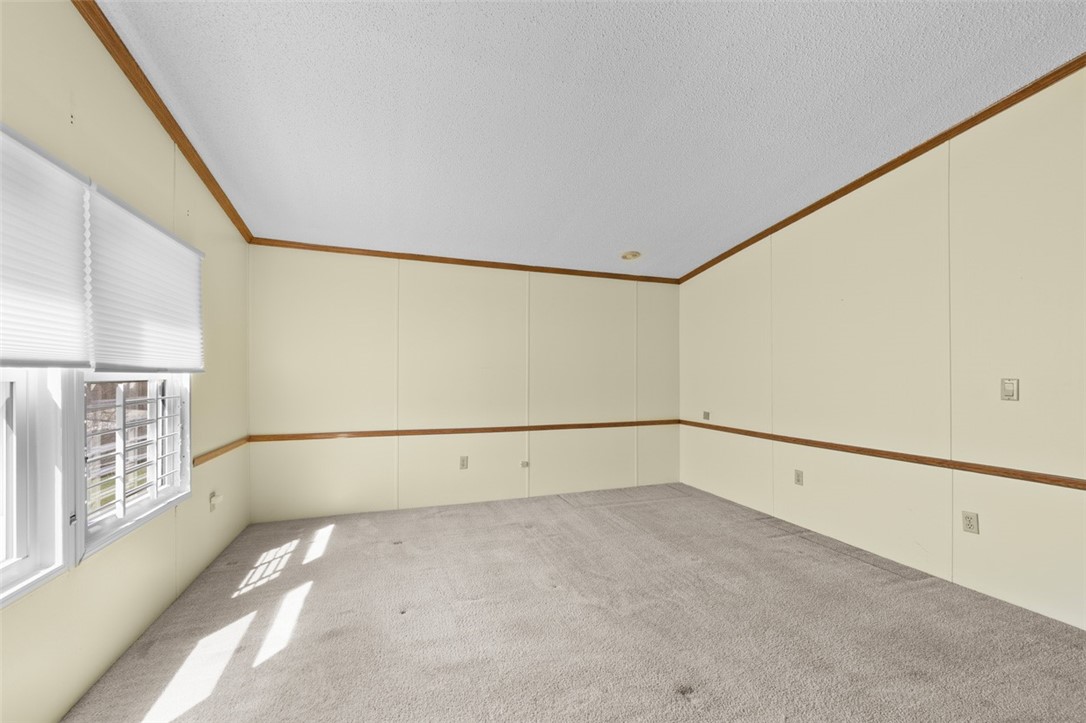 123 Ridge Ln