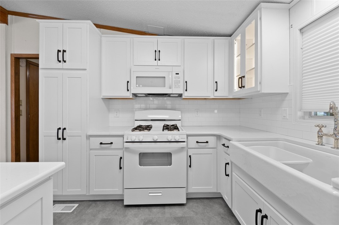 123 Ridge Ln