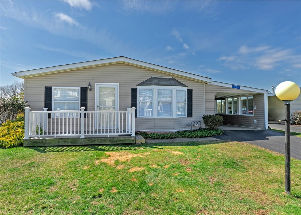 123 Ridge Ln