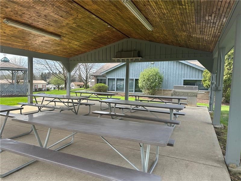 123 Ridge Ln