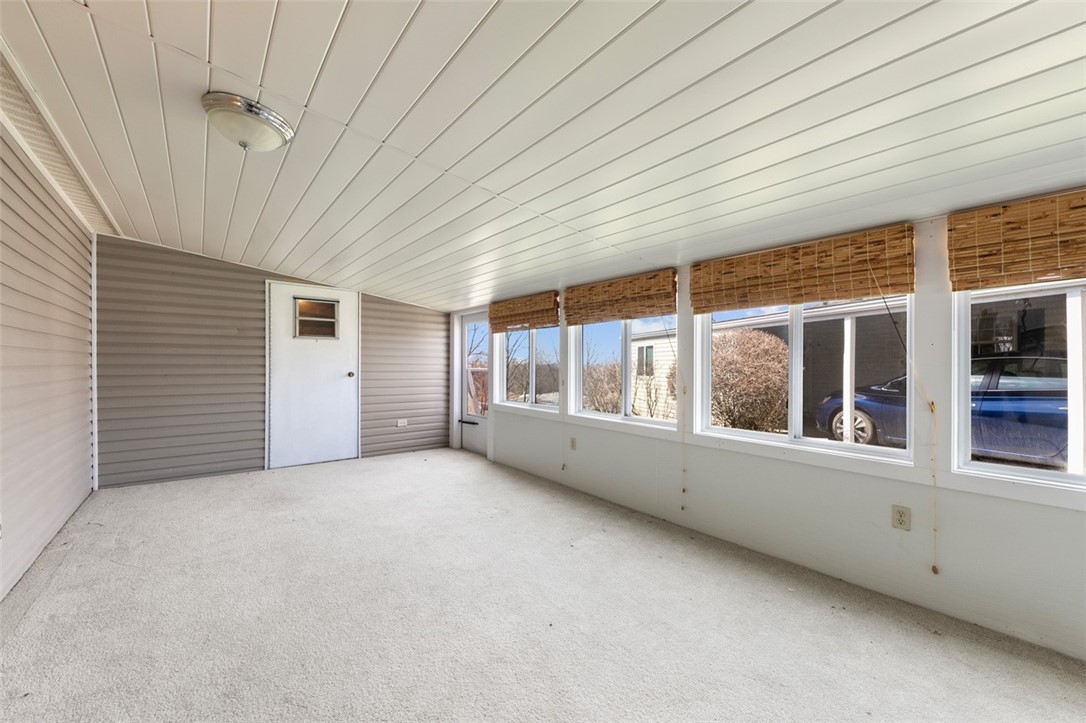 123 Ridge Ln