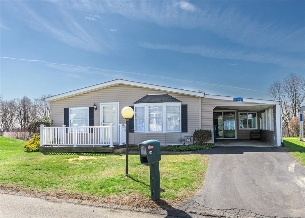 123 Ridge Ln