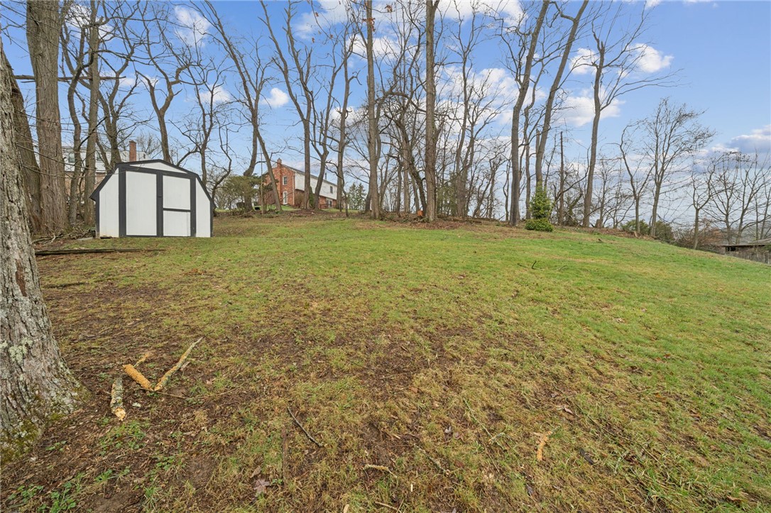 591 Thompson Run Rd