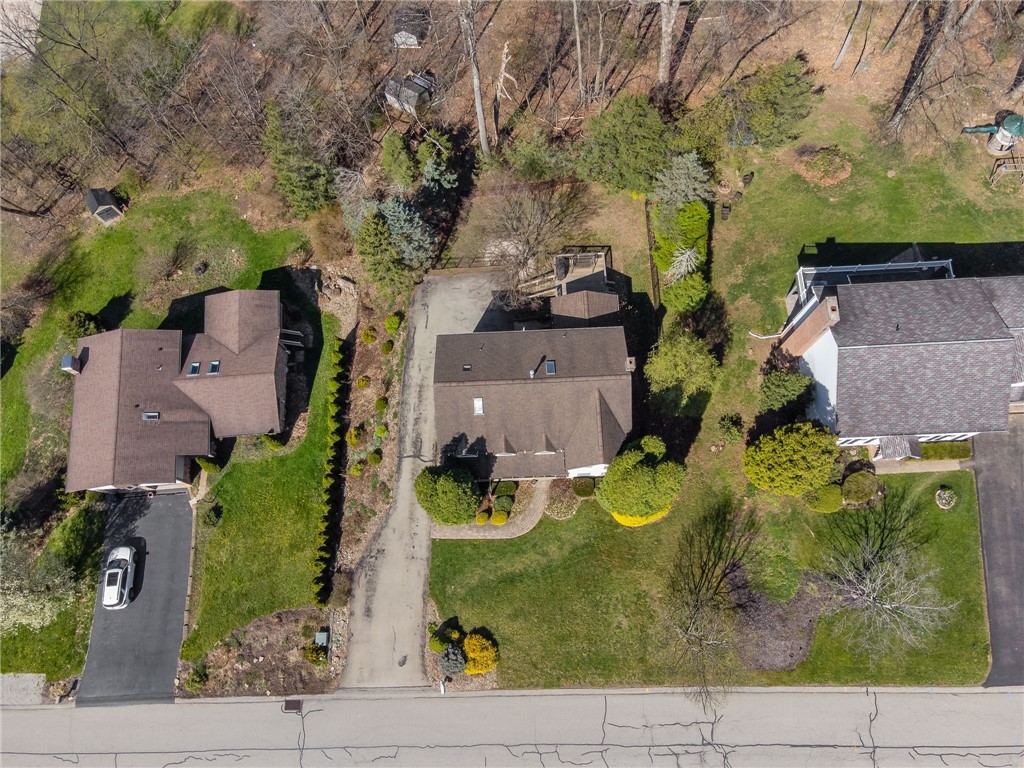 3239 Ridgeway Rd