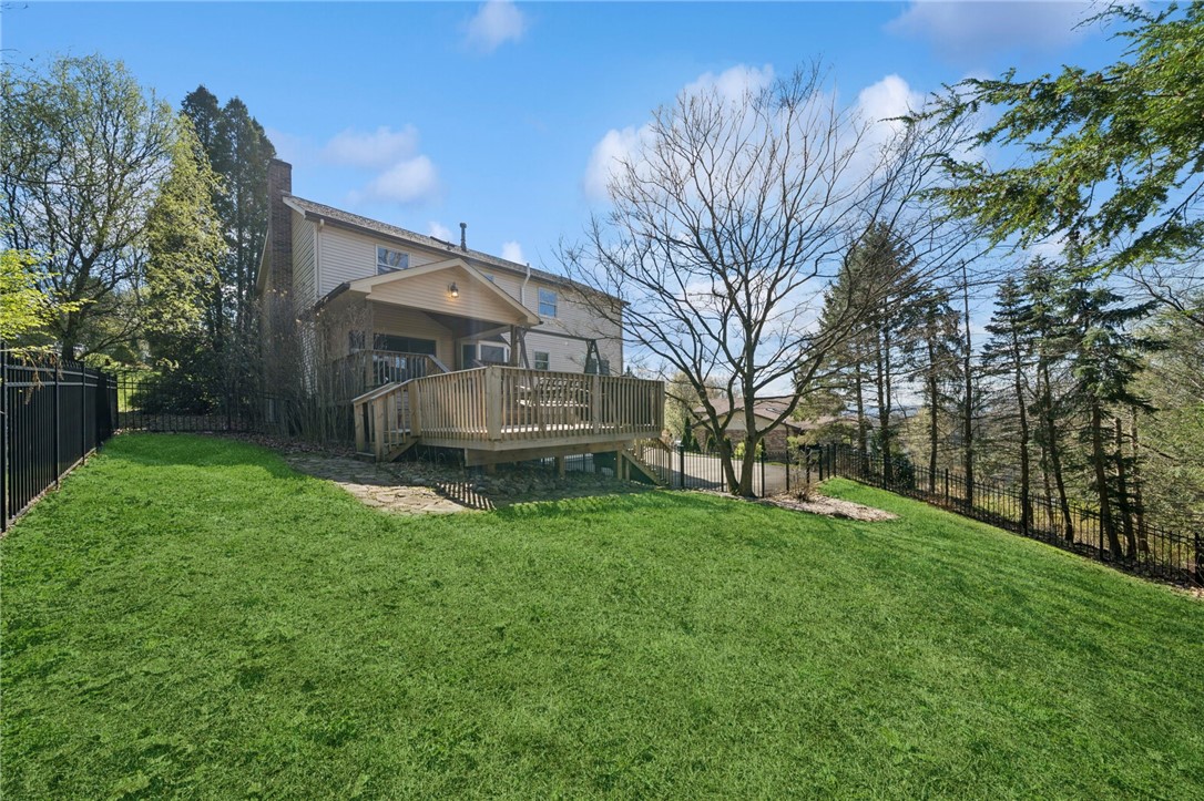 3239 Ridgeway Rd