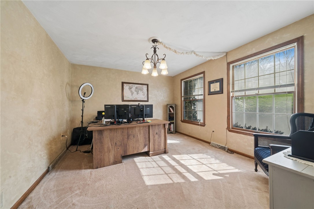 3239 Ridgeway Rd