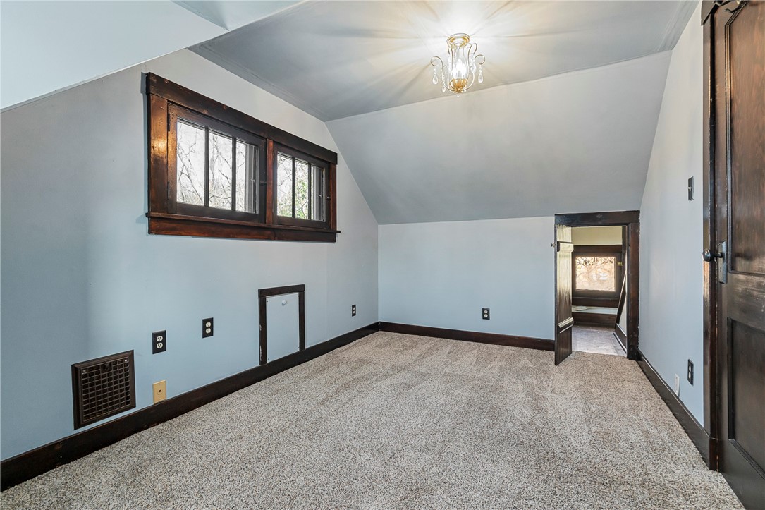 302 Duff Rd