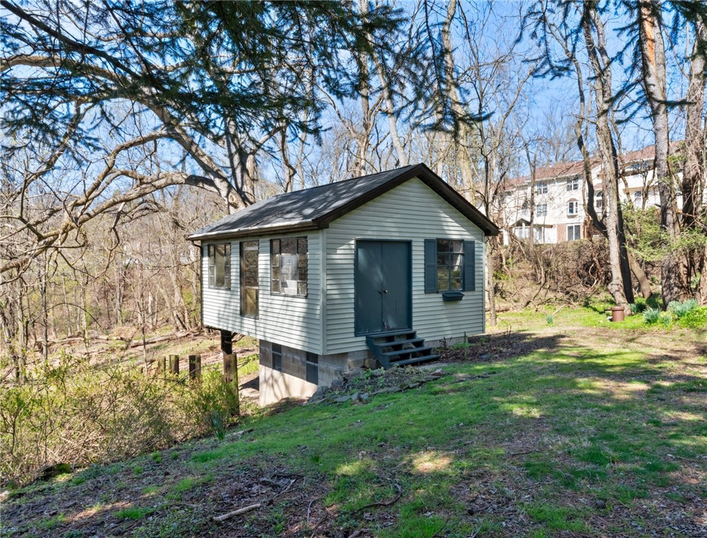 302 Duff Rd