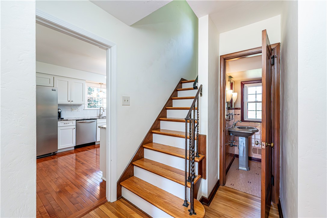217 Monroe Dr