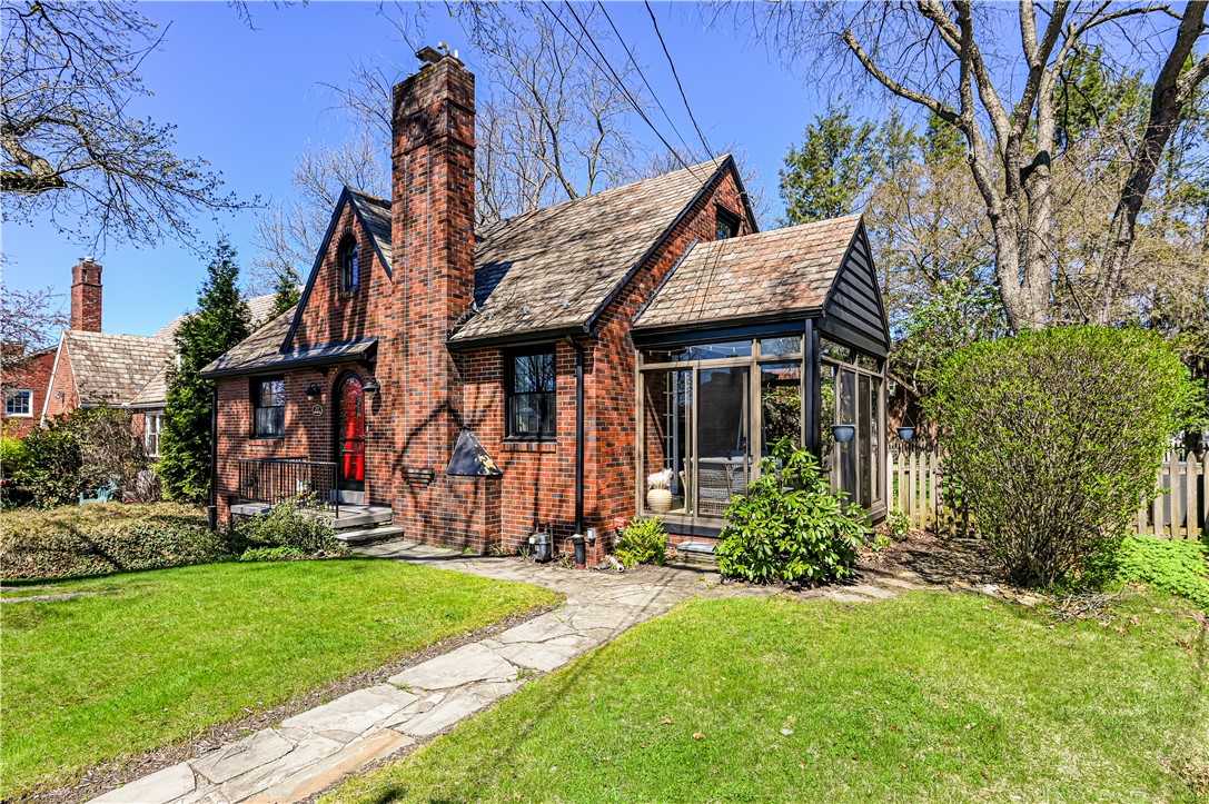 217 Monroe Dr