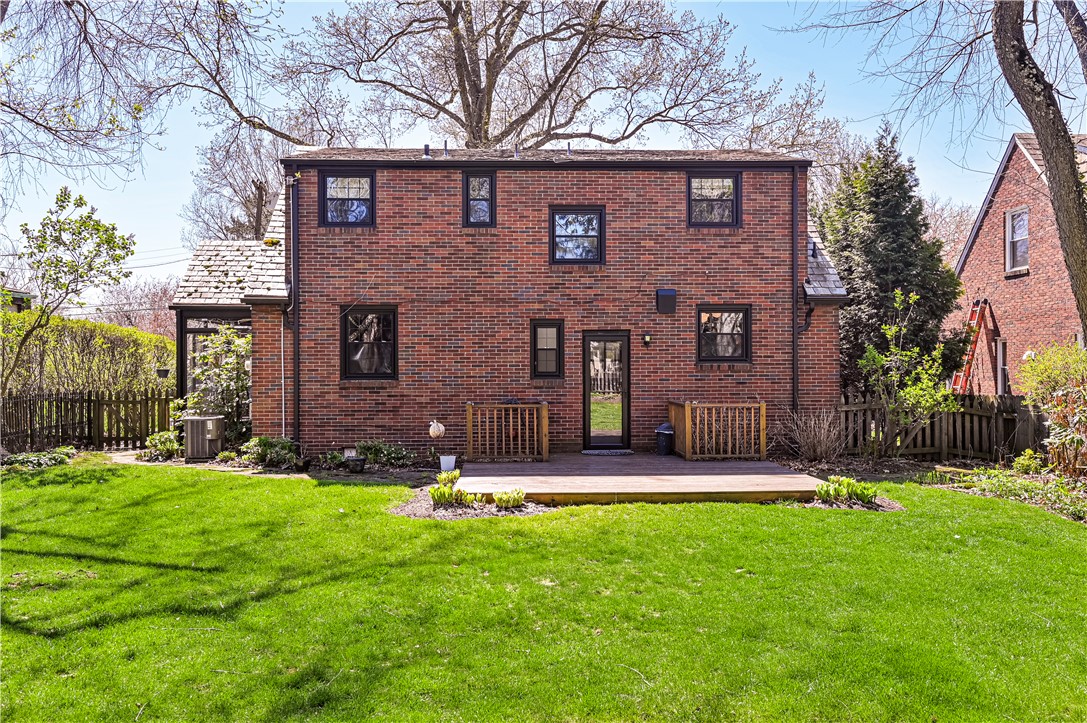 217 Monroe Dr