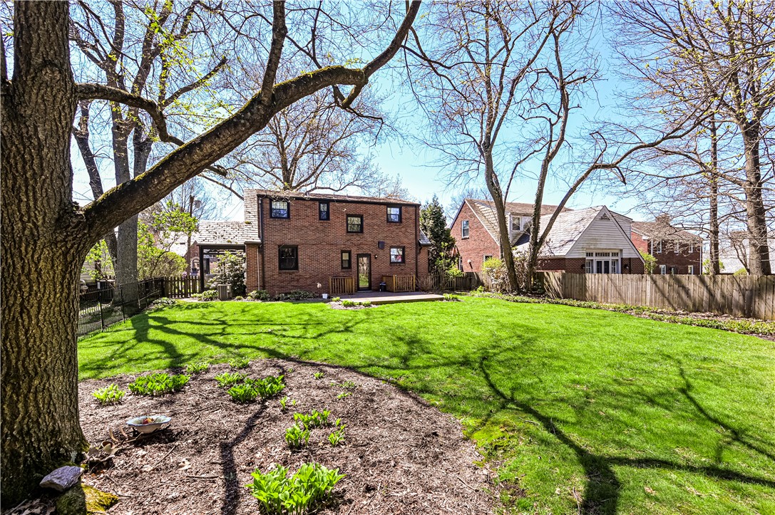 217 Monroe Dr