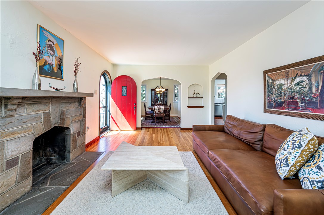 217 Monroe Dr