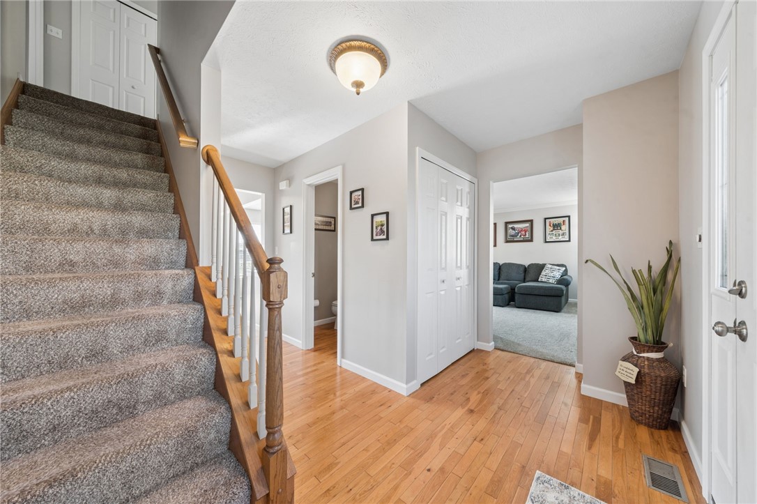 388 Rose Ave