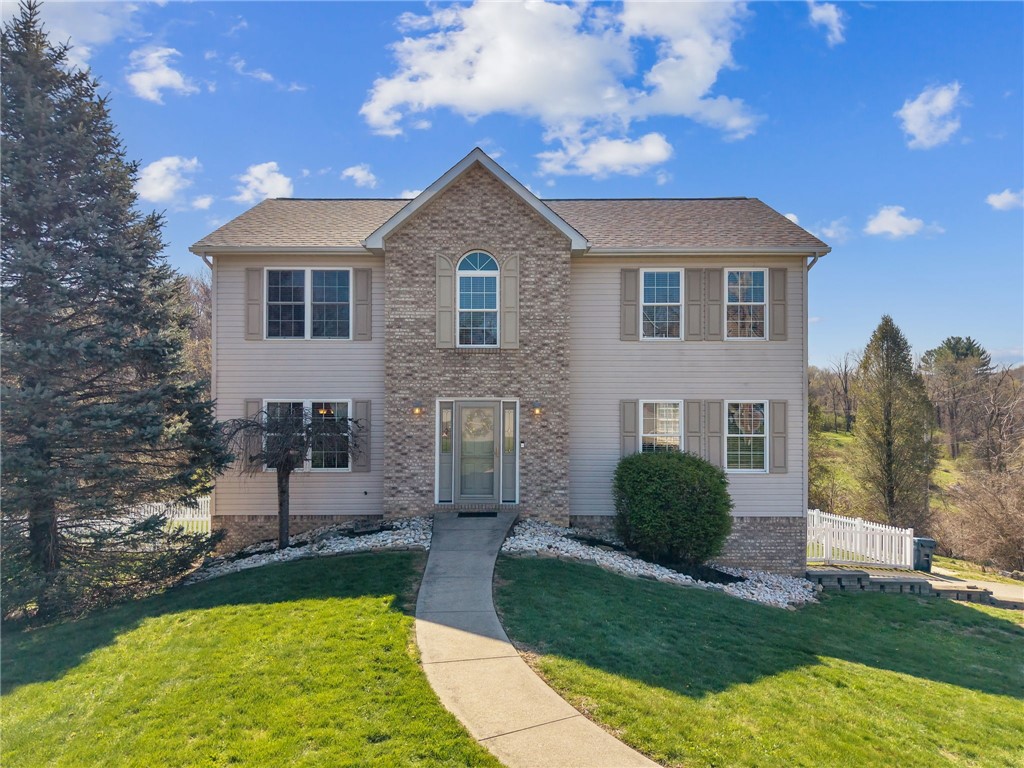 388 Rose Ave