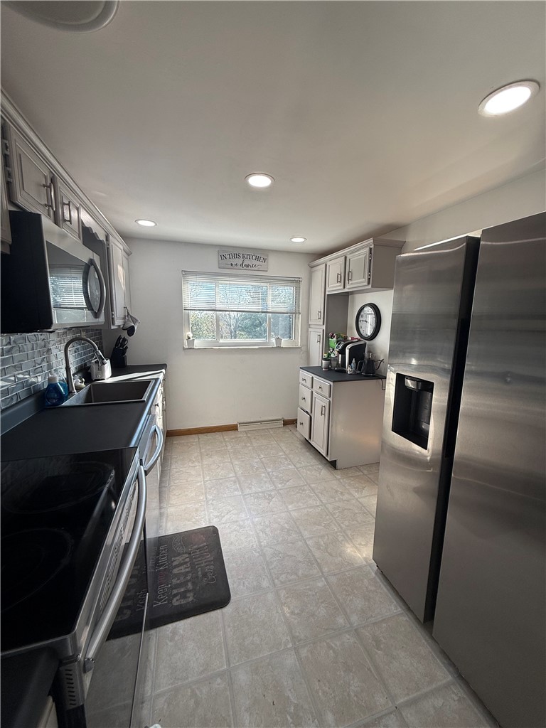 1110 Portsmouth Dr