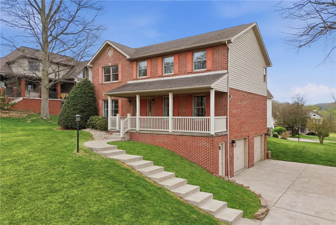 1370 Spyglass Hl