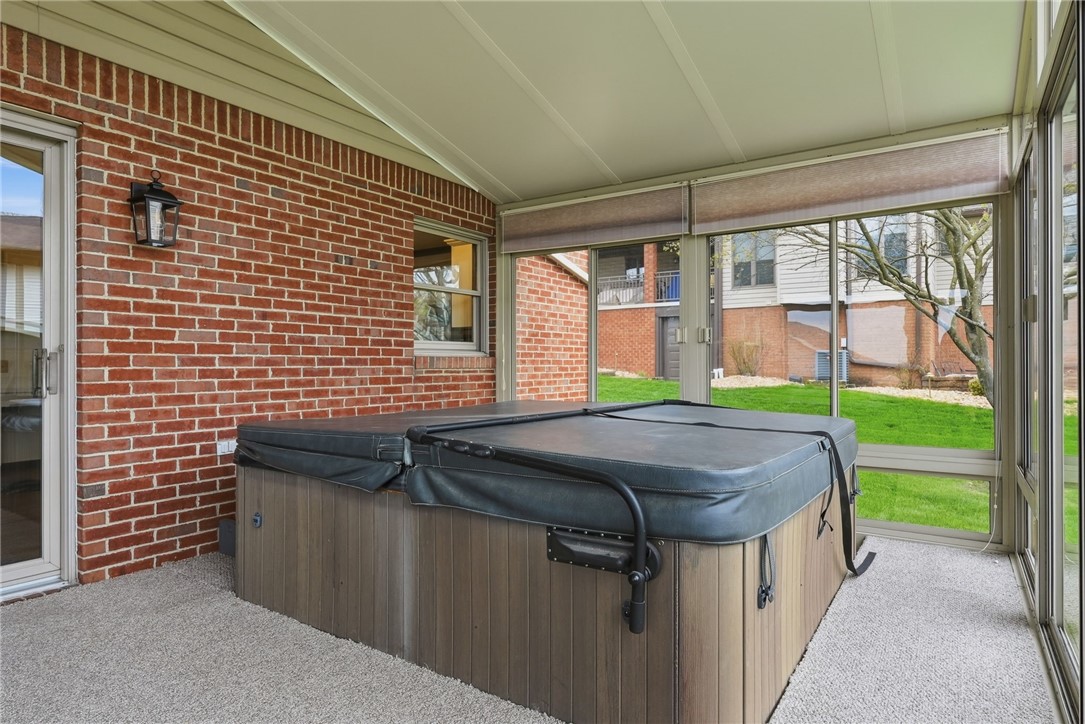1370 Spyglass Hl