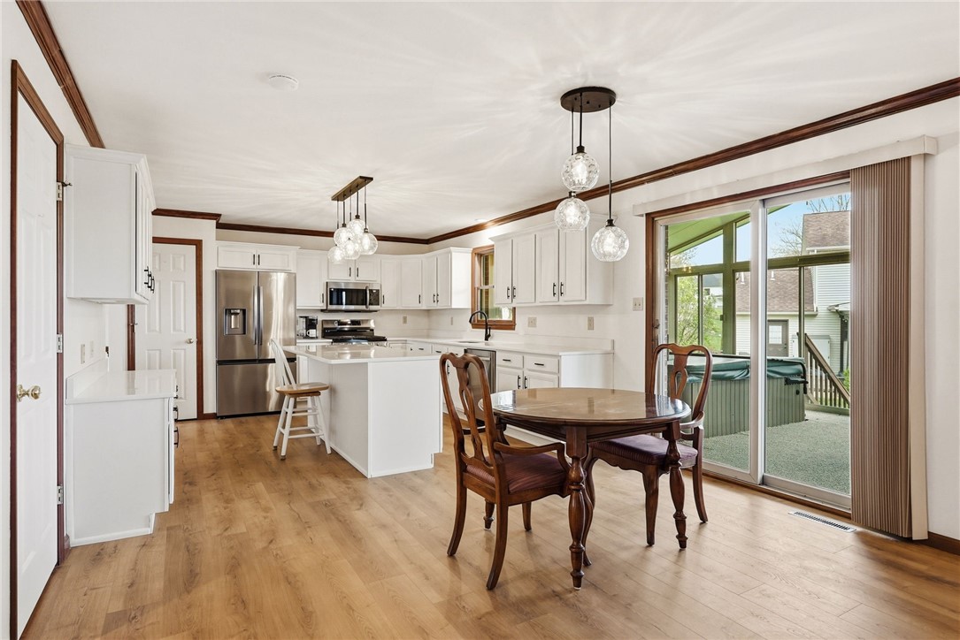 1370 Spyglass Hl